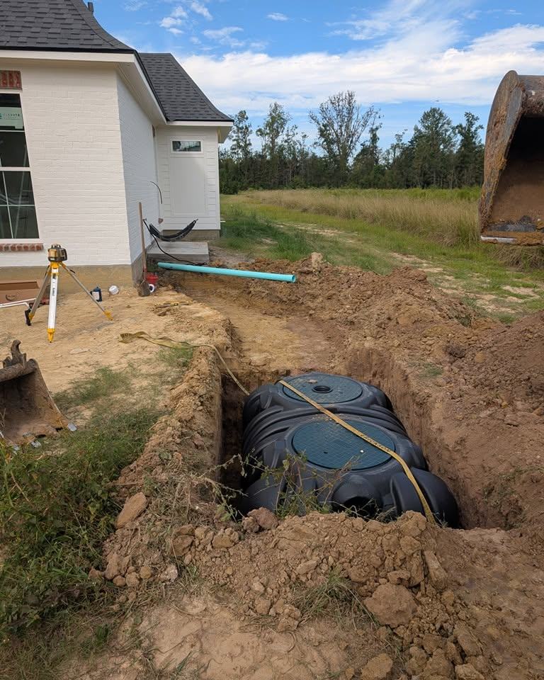 A tank set and strapped at a new build, ready for the discharge line.